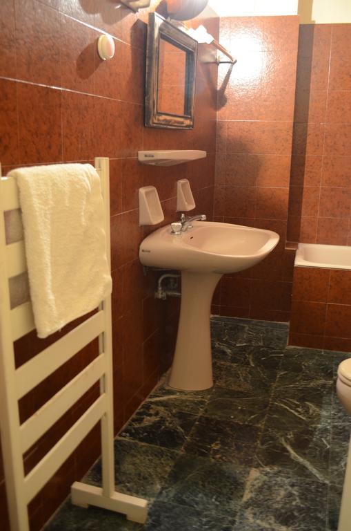 Kineta Apartments المظهر الخارجي الصورة